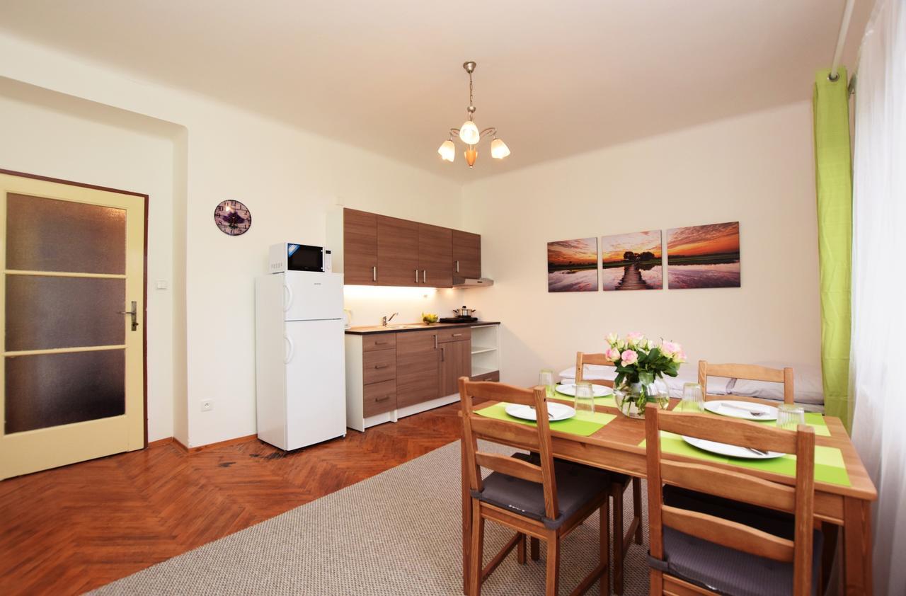 Cisarka Apartments ปราก ภายนอก รูปภาพ